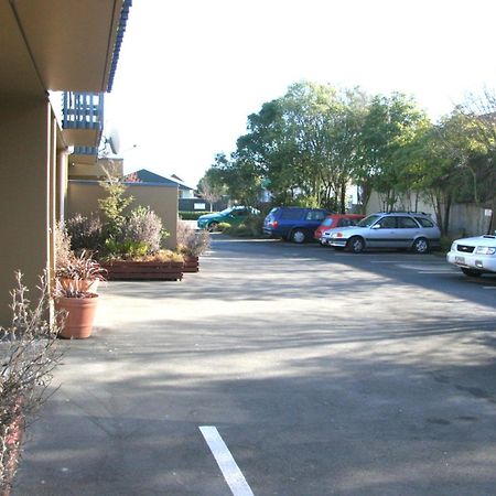 Sherborne Motor Lodge Christchurch Buitenkant foto