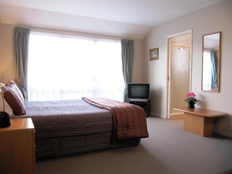 Sherborne Motor Lodge Christchurch Buitenkant foto